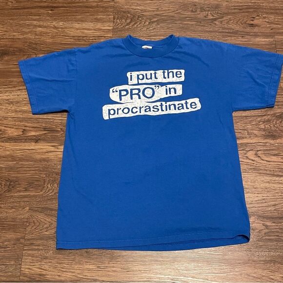 Alstyle Appareal & Activewear Graphic Shirt Sleeve Procrastination TShirt Blue L - Picture 1 of 6